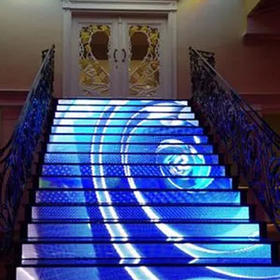 1920-3840HZ 調節可能な色温 P2.9 5000 1コントラスト比のLEDフロアディスプレイ